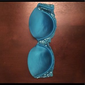 VS Pink strapless bra